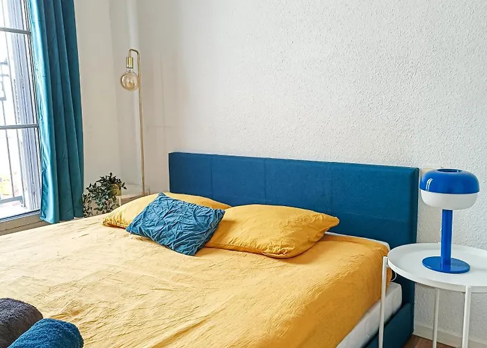 Centre Historique,5 Personnes, Wifi * Perpignan