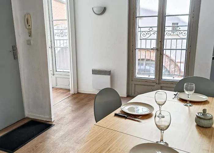 Centre Historique,5 Personnes, Wifi * Perpignan